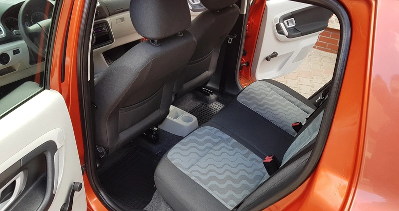 Skoda Fabia cena 15900 przebieg: 125000, rok produkcji 2007 z Strzegom małe 742